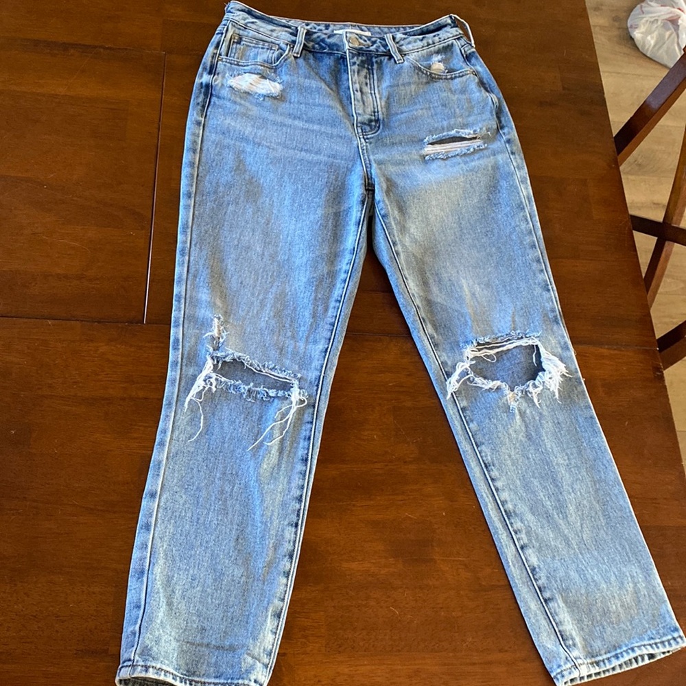 Pacsun high waisted mom blue jeans with holes in the knees